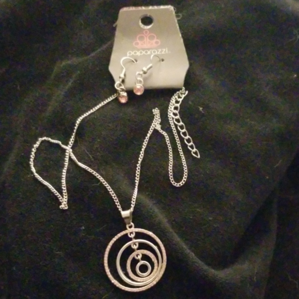 Necklace set
